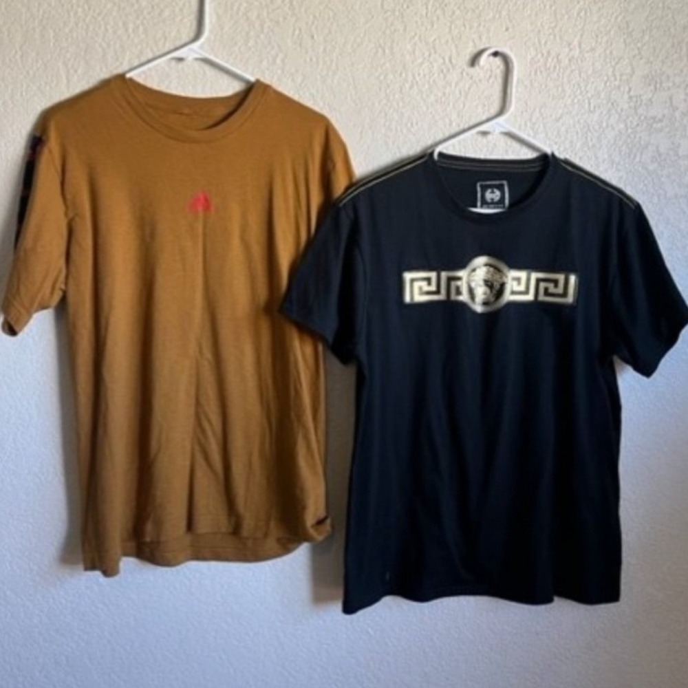 Adidas Men's Large T-Shirt Bundle Lot of 2 Graphic Short Sleeve Tees EUC